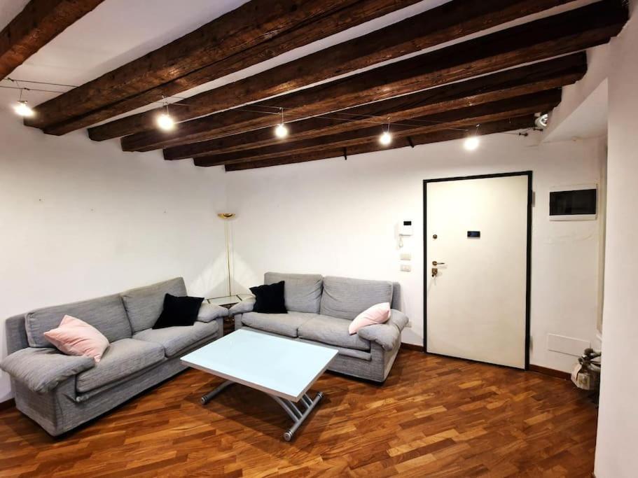 Magnifico Ristrutturato Appartamento *