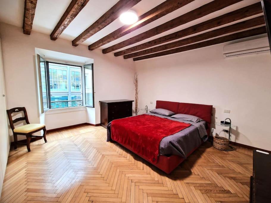 Magnifico Ristrutturato Appartamento Milano